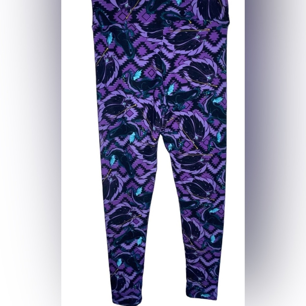 LuLaRoe Disney Maleficent Raven Purple & Black leggings 
One size / OS